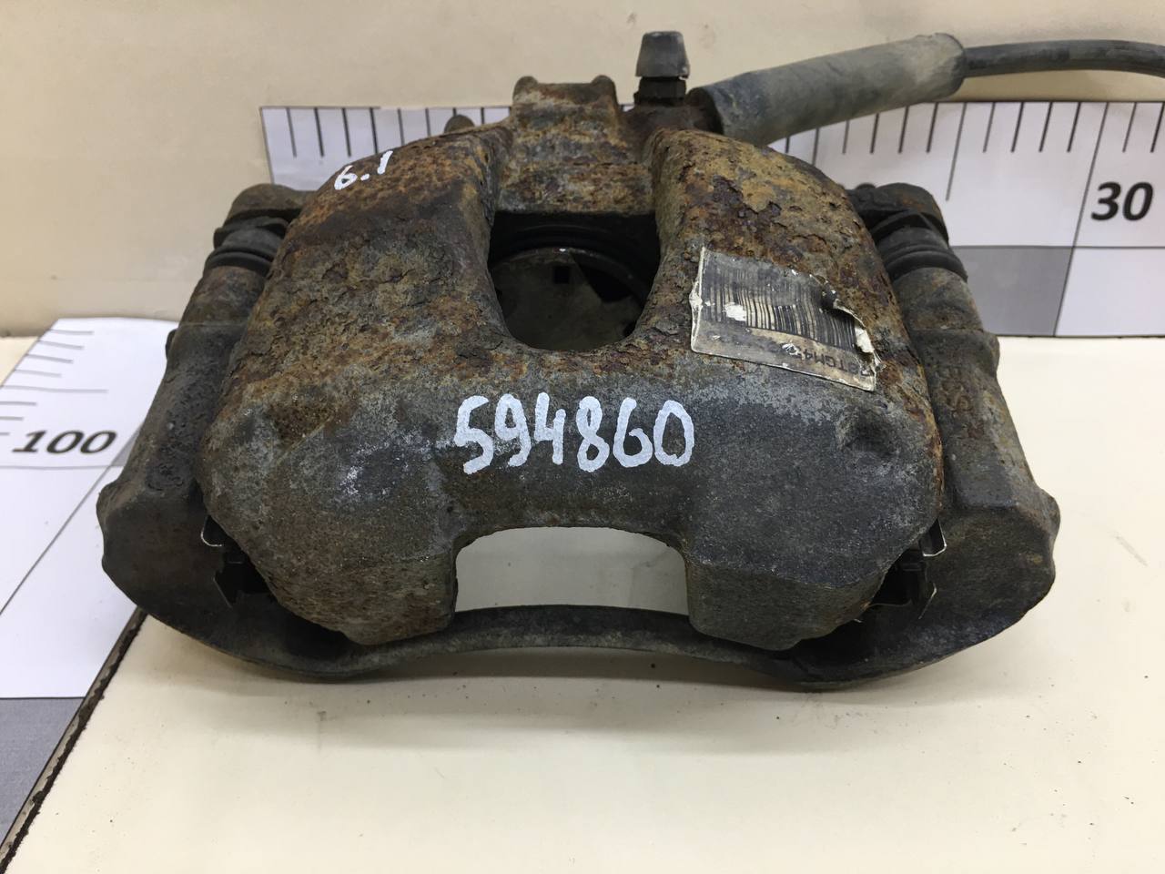 Суппорт передний левый Peugeot 308 2007>