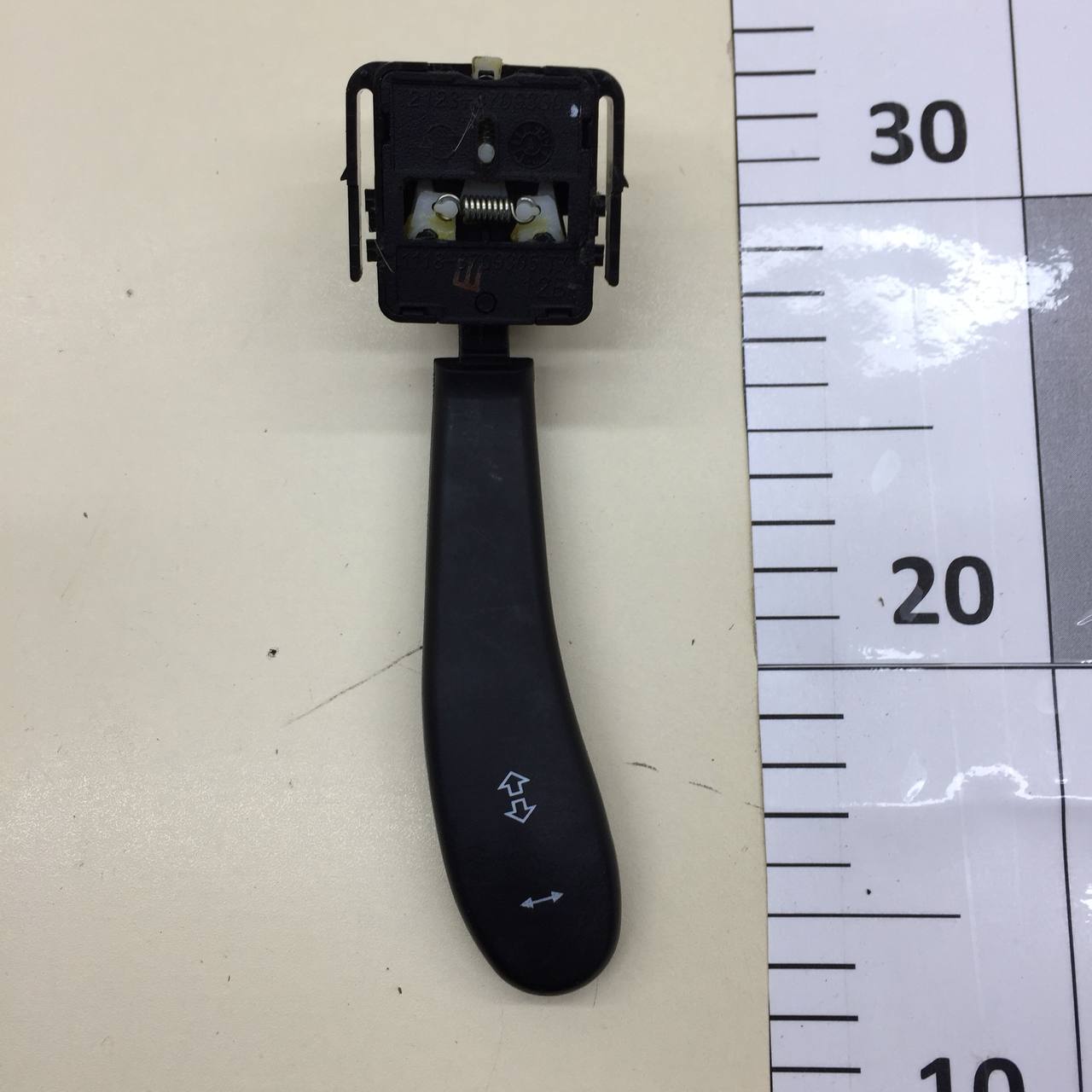 Переключатель поворотов подрулевой Lada Granta 2011>