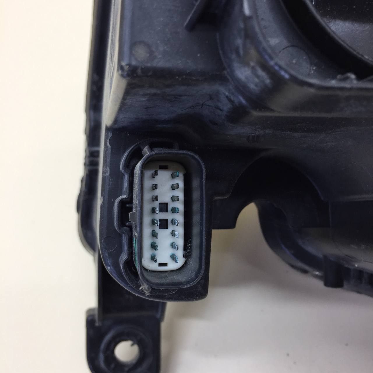 Фара правая Jeep Grand Cherokee (WK2) 2010>