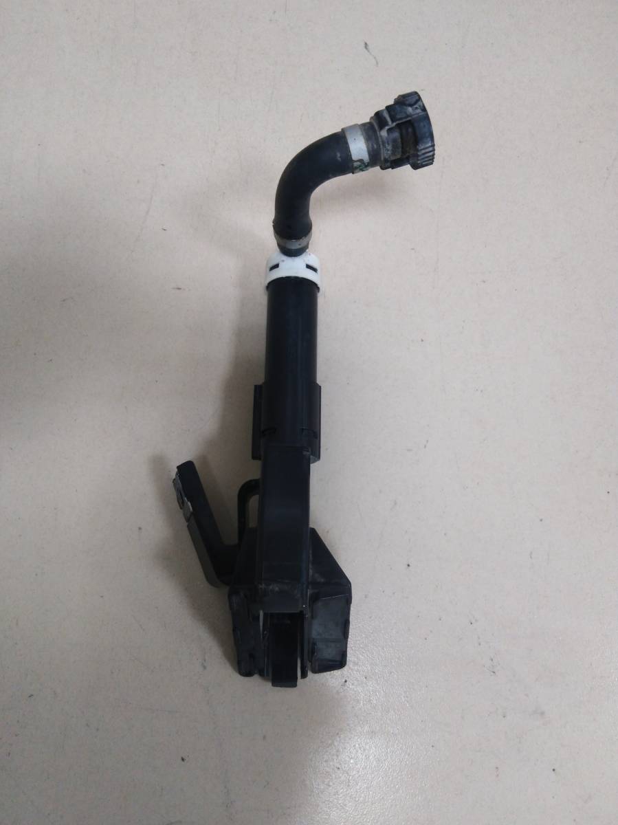 Форсунка омывателя фары Nissan GTR (R35) 2008>