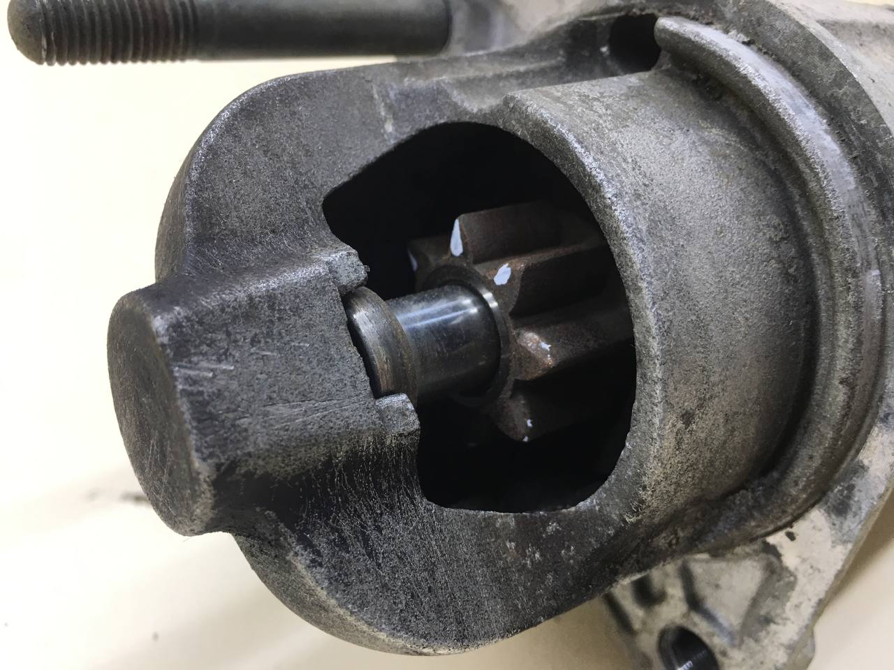 Стартер Suzuki Liana 2001-2007