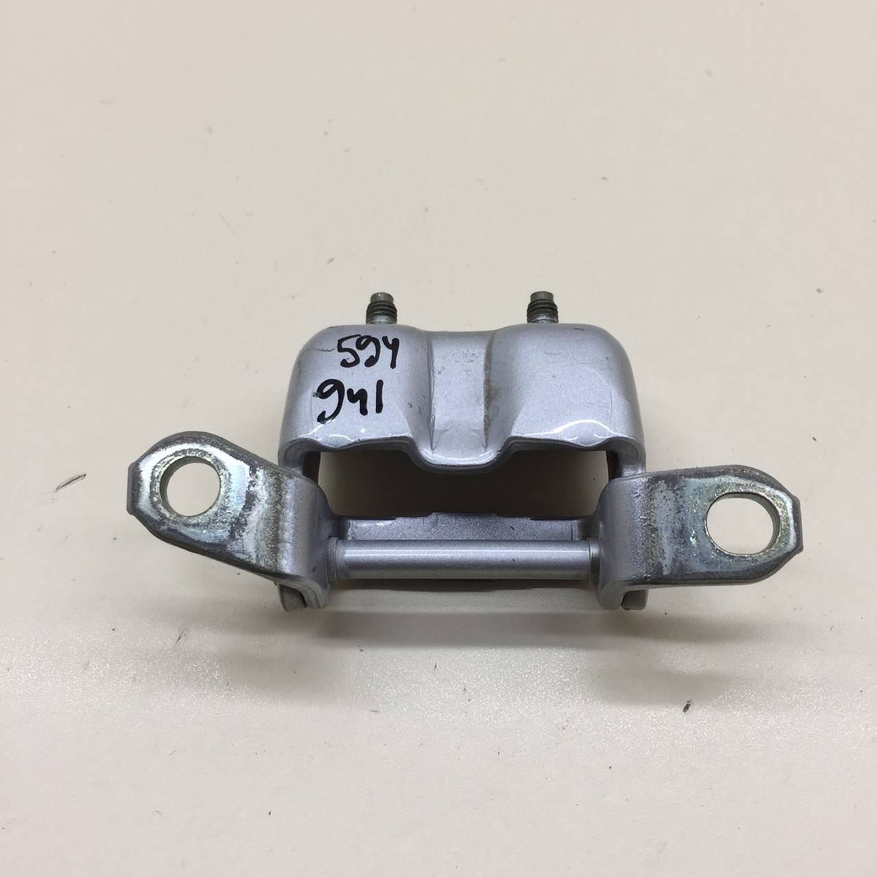 Петля двери задней левой верхняя Nissan Maxima (a36) 2015-2023