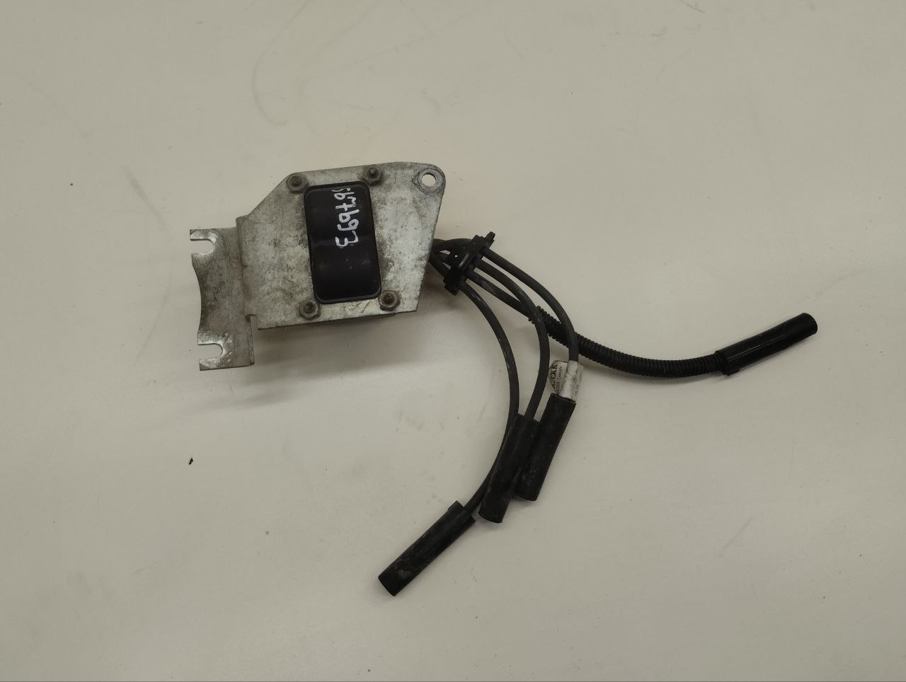 Катушка зажигания Lada 2110 1997-2009