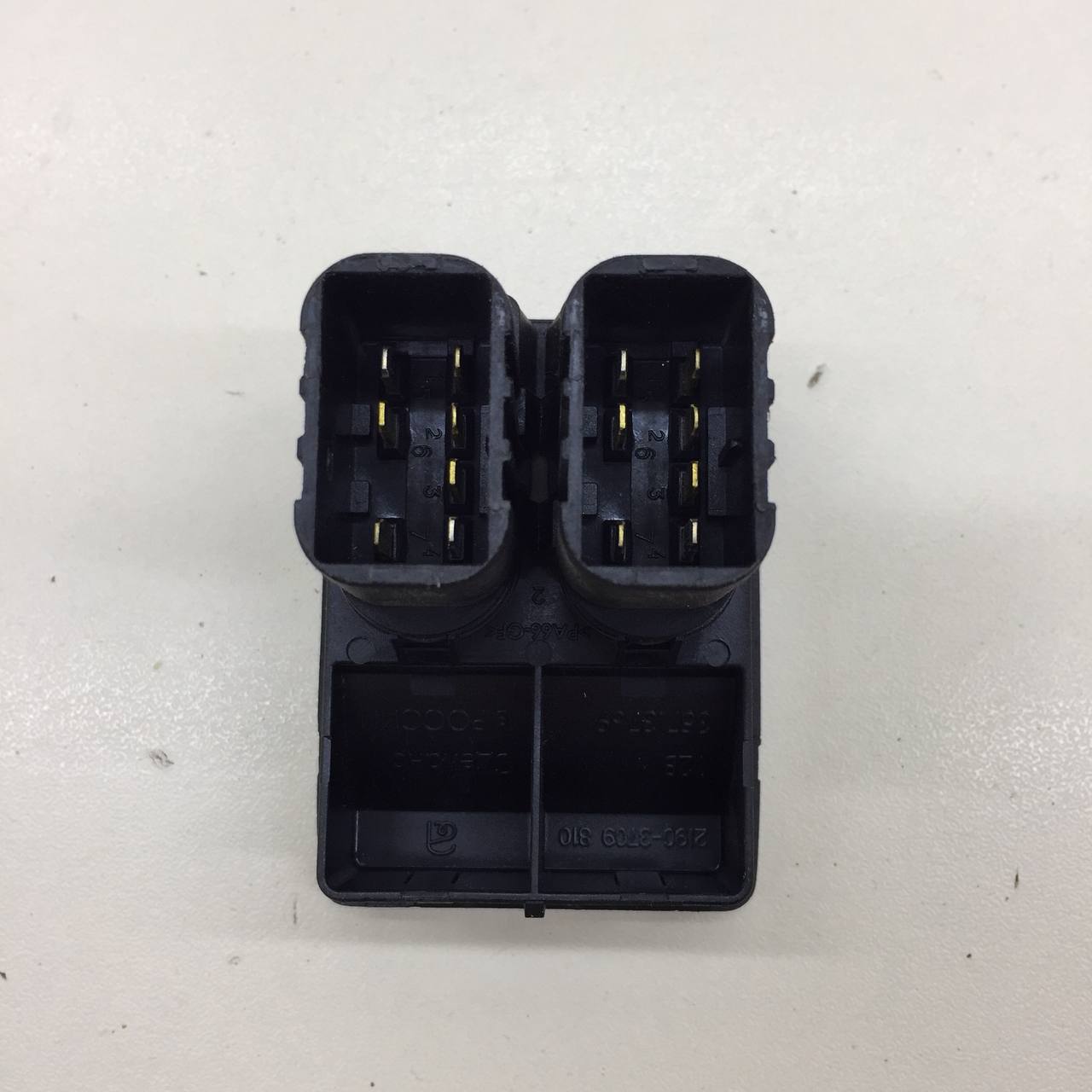 Блок управления стеклоподъемниками Lada Granta 2011>