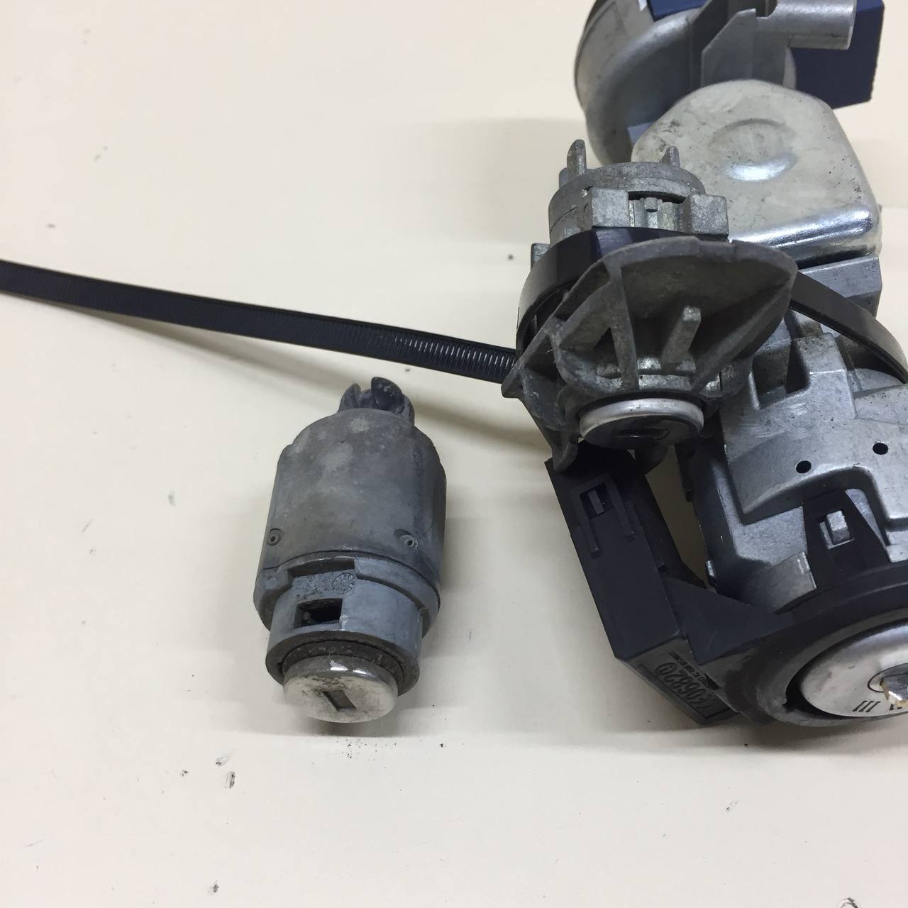 Замок зажигания Ford Focus 2 (DB) 2008-2011