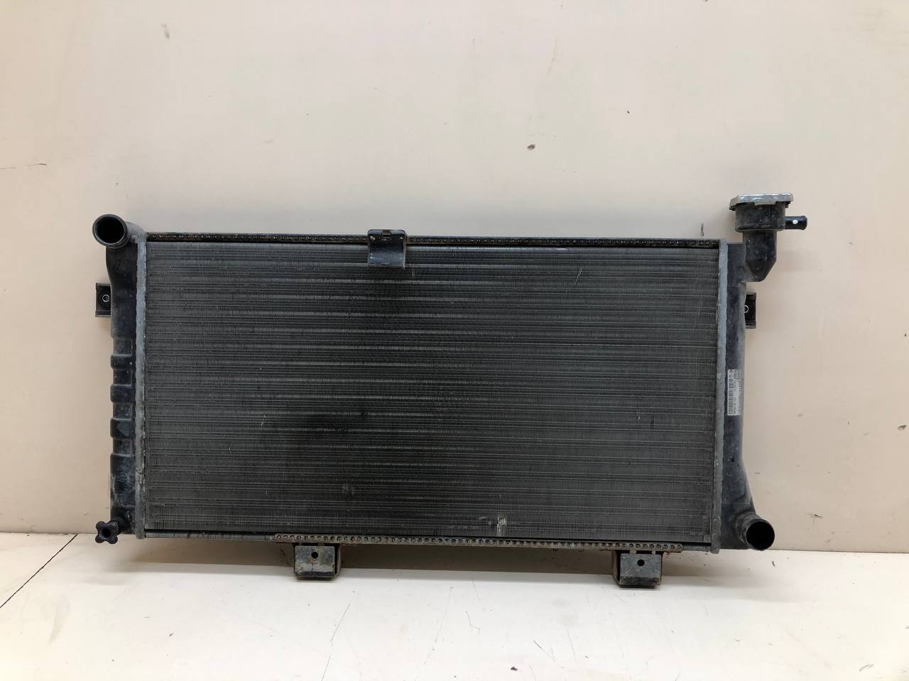 Радиатор охлаждения двигателя Lada Niva 4х4 2121 1977-2021