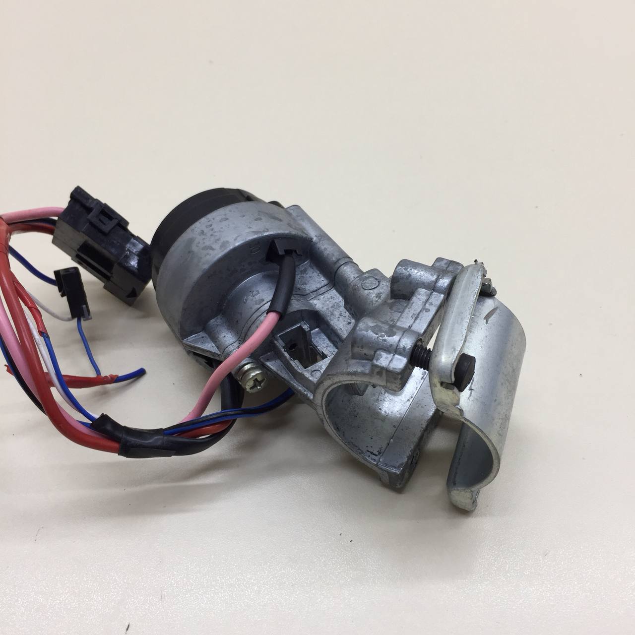 Замок зажигания Lada  Niva Travel 2020>