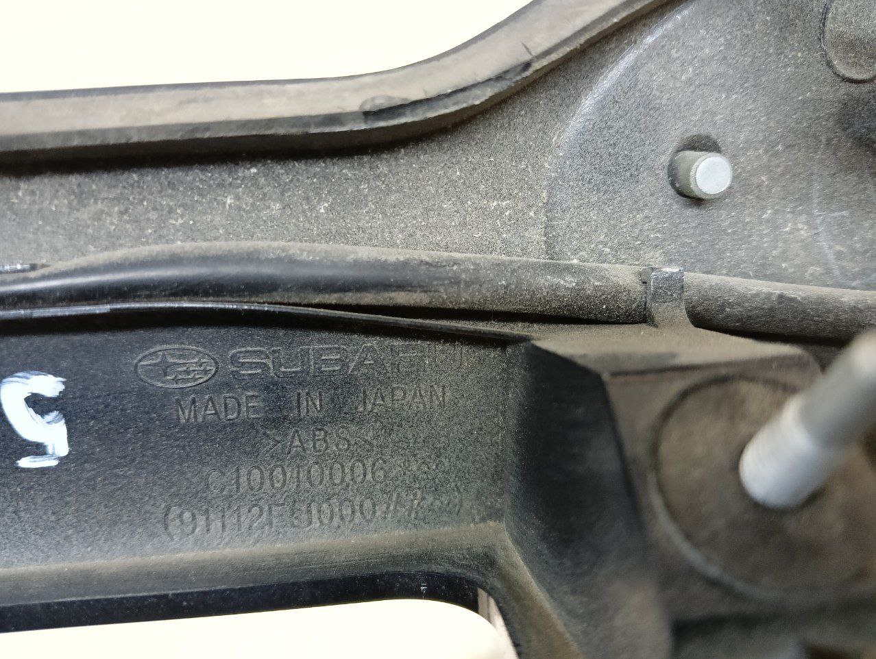 Накладка двери багажника Subaru XV (G33,G43) 2011-2017