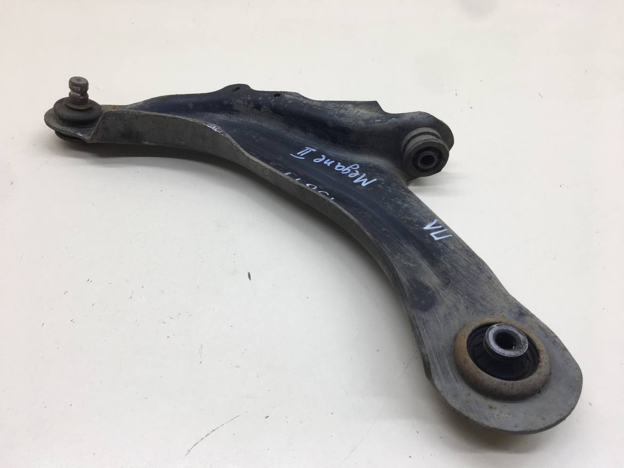 Рычаг передний левый Renault Megane (2) 2002-2009