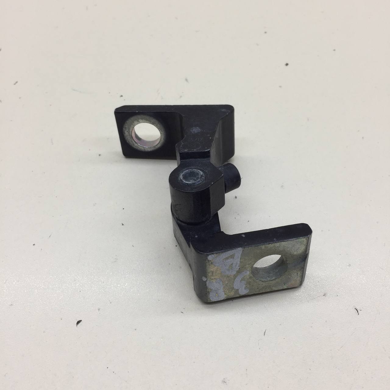 Петля двери Volkswagen Polo (MK5) 2011-2020