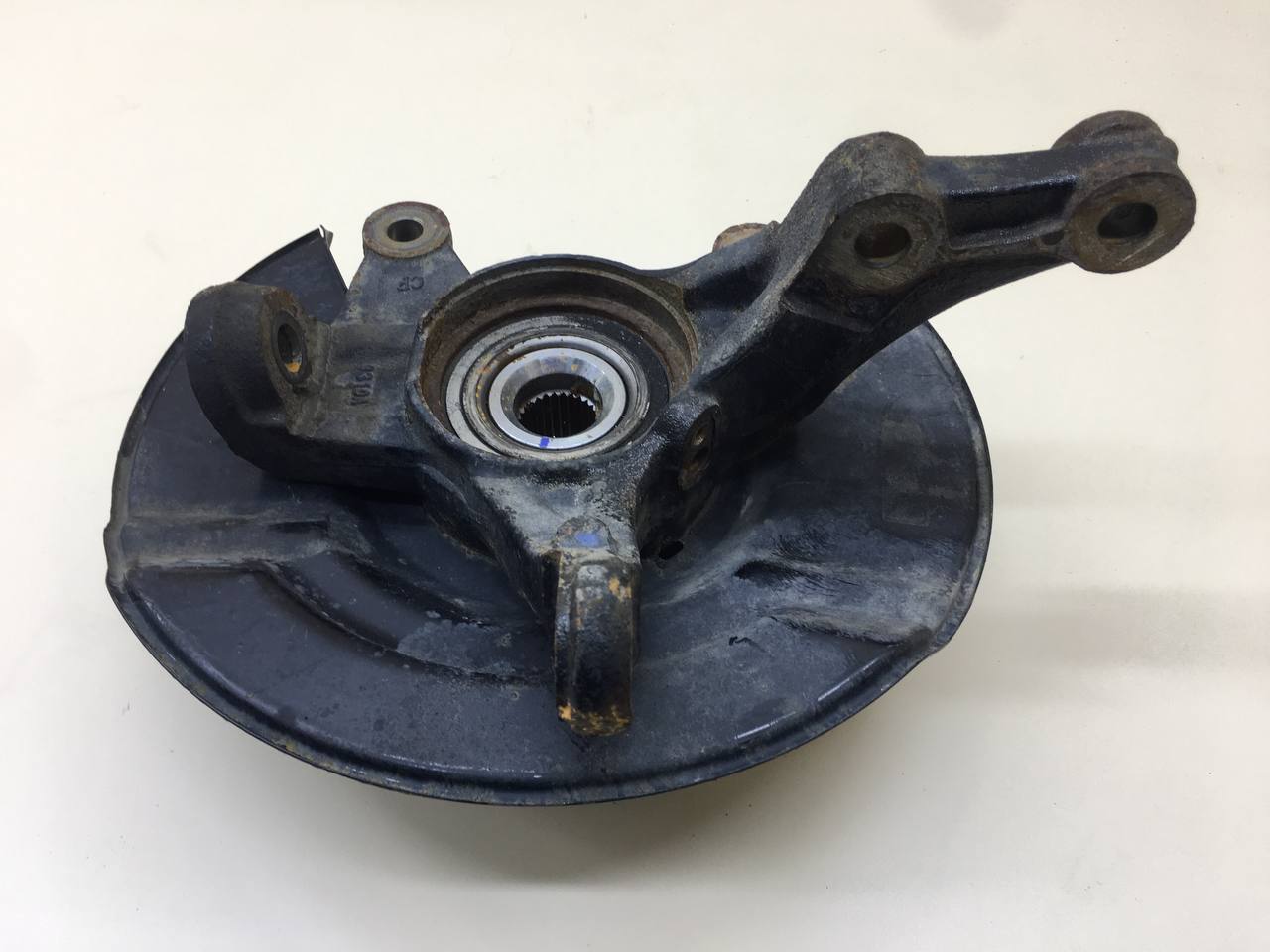 Кулак поворотный передний правый Haval H6 2014-2020