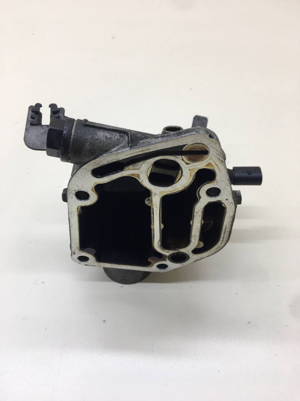 Кронштейн масляного фильтра Skoda Octavia (A5 1Z-) 2004-2013