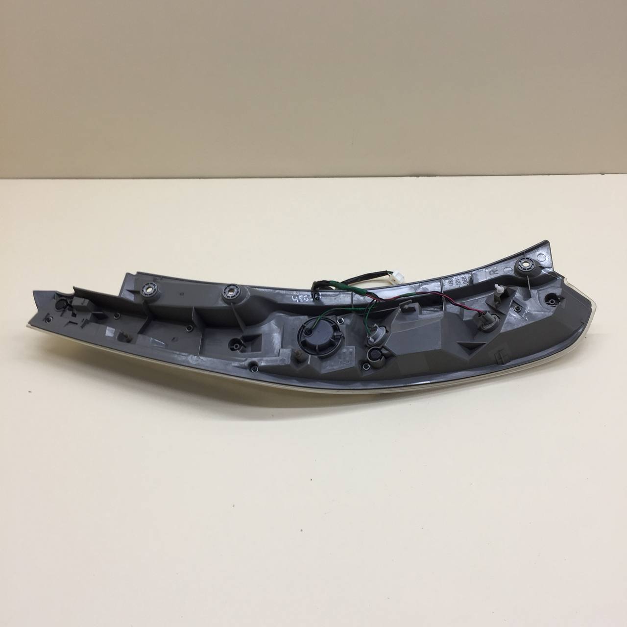 Фонарь задний правый Nissan Leaf (ZE0) 2009-2017