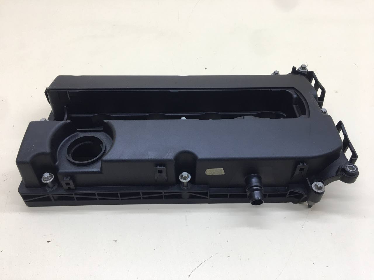 Крышка головки блока (клапанная) Opel Astra H / Family 2004-2015