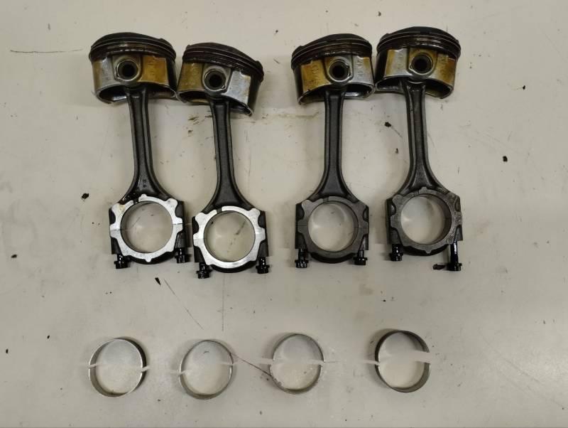 Поршень с шатуном Toyota Rav 4 (XA40) 2013-2019