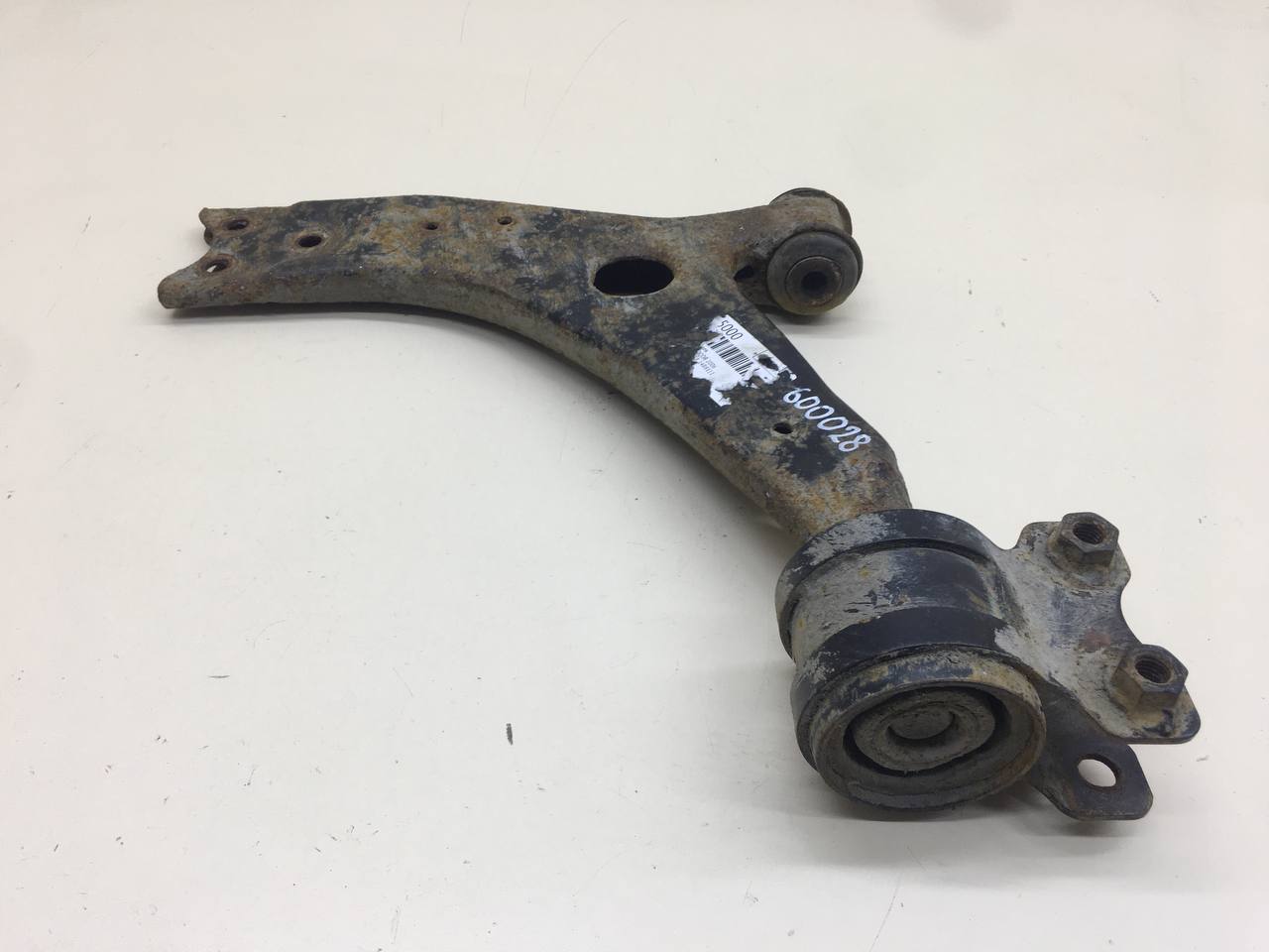 Рычаг передний левый Ford Focus 2 (DB) 2008-2011