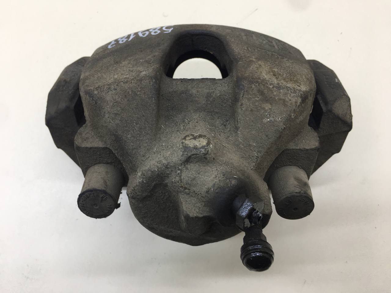 Суппорт передний правый Ford Focus 3 2011>