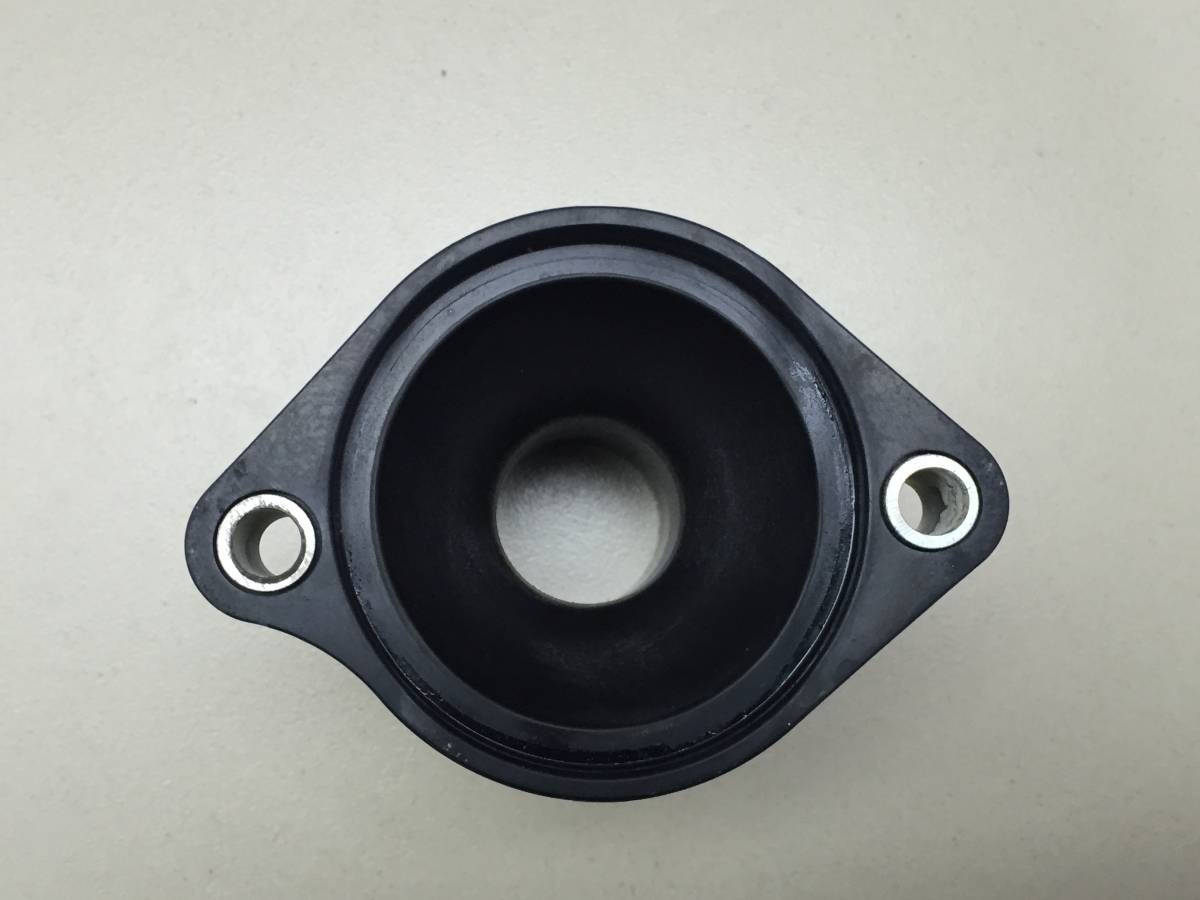 Крышка термостата Toyota Passo (XC10) 2004-2010