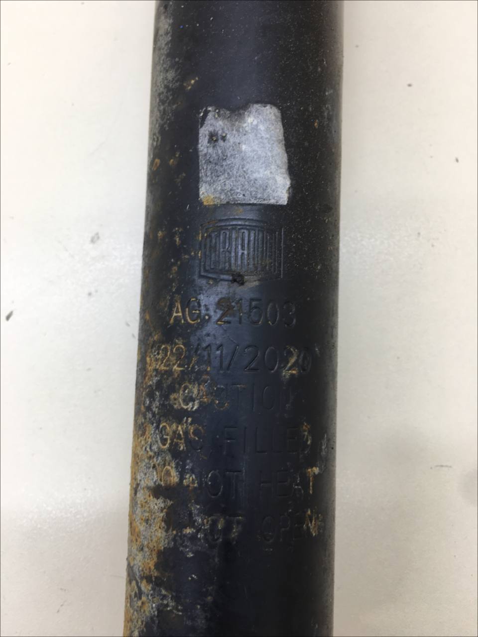 Амортизатор задний Opel Astra H / Family 2004-2015