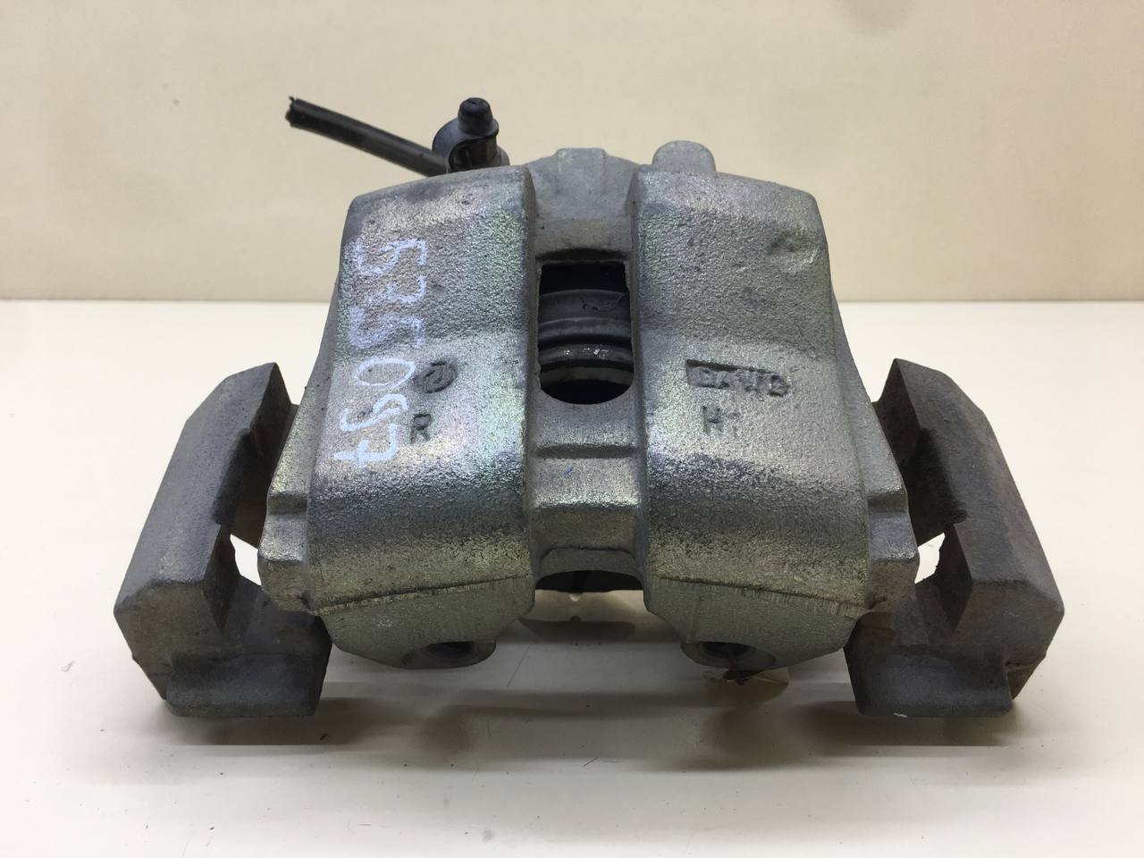 Суппорт передний правый Haima 7 2010>