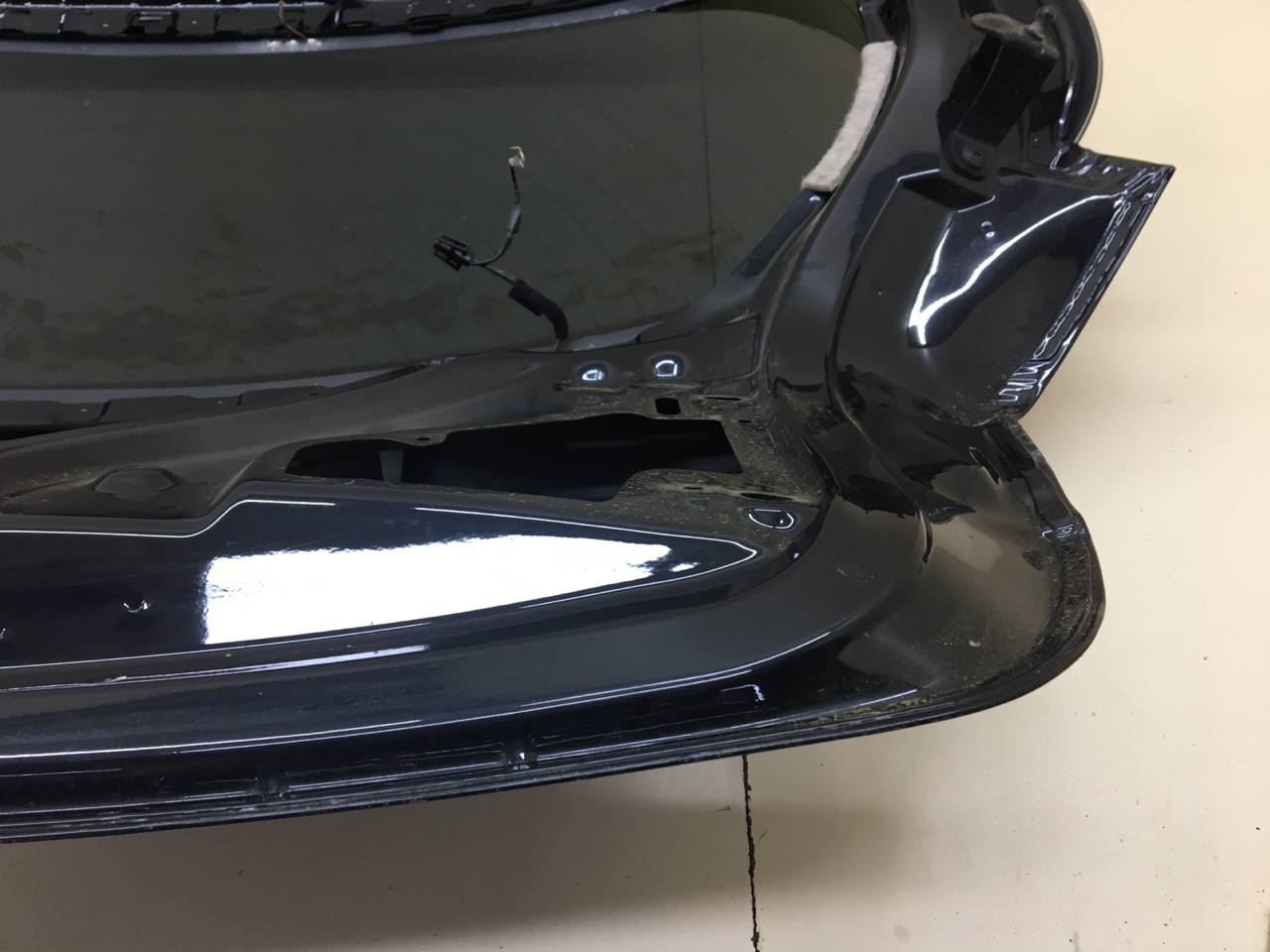 Дверь багажника со стеклом BMW 1-series F20/F21 2011>