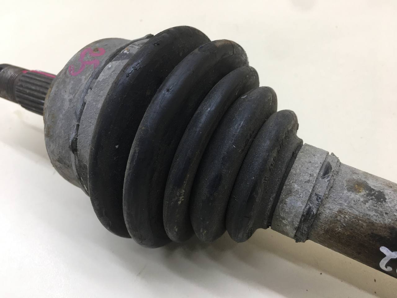 Полуось передняя левая Peugeot 308 2007>