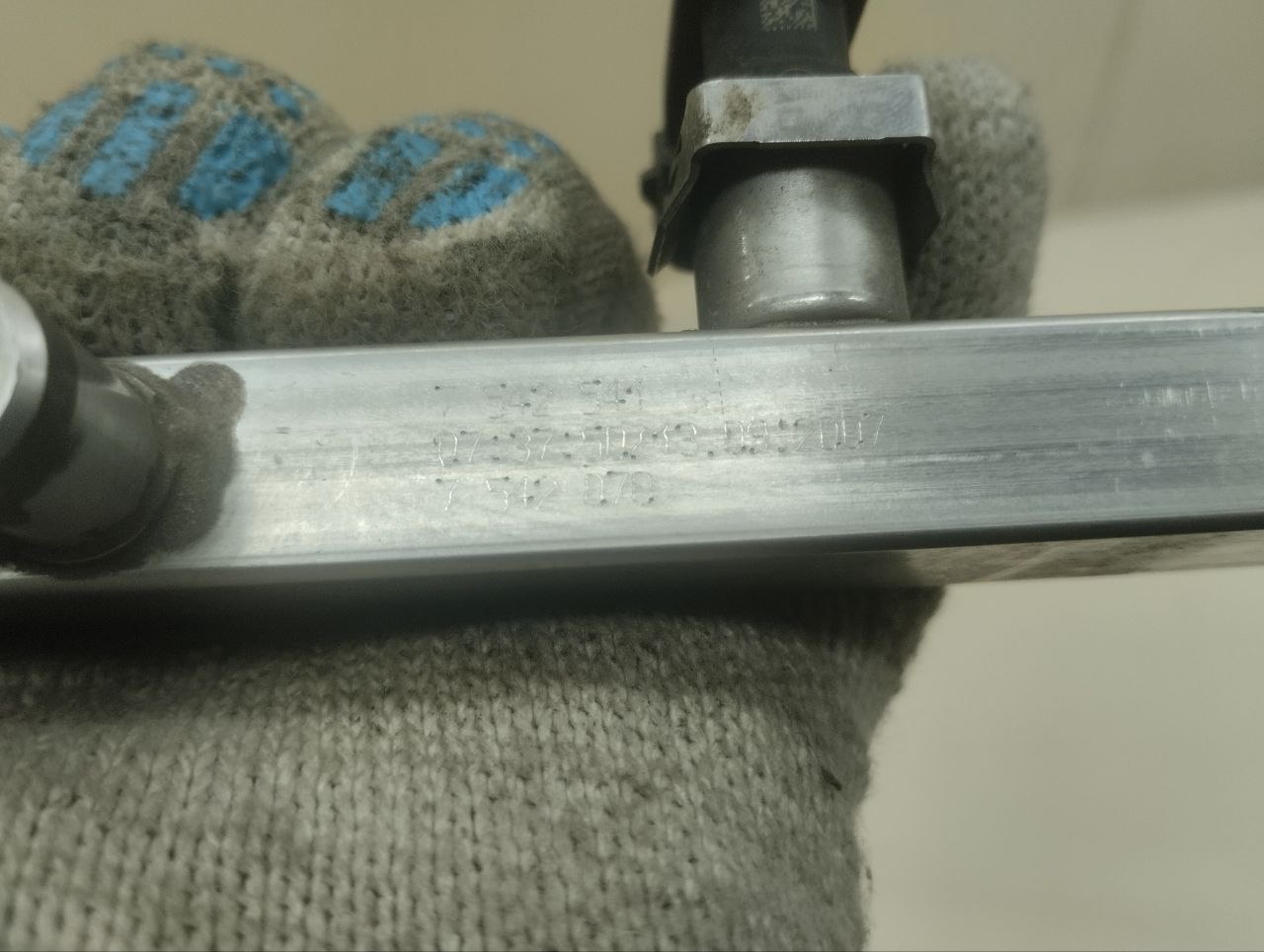 Рейка топливная (рампа) BMW X3 E83 2004-2010