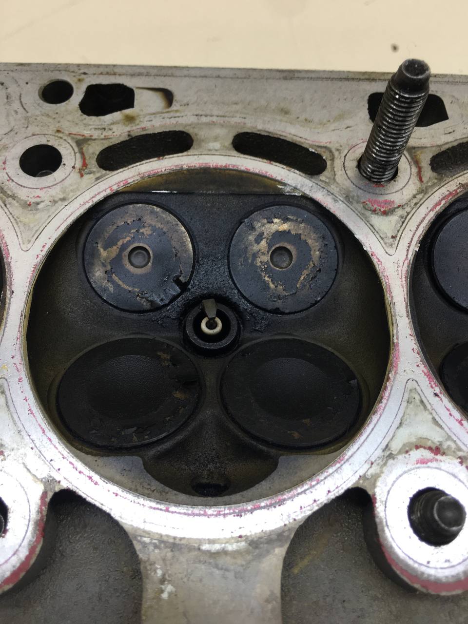 Головка блока цилиндров Volkswagen Tiguan (5N1) 2007-2011