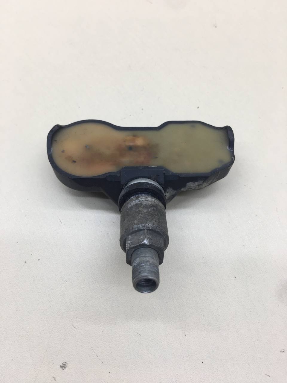 Датчик давления в шине Volkswagen Passat B7 2011-2015