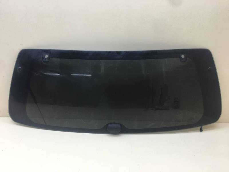 Стекло заднее Kia Sorento (BL, JC) 2002-2009