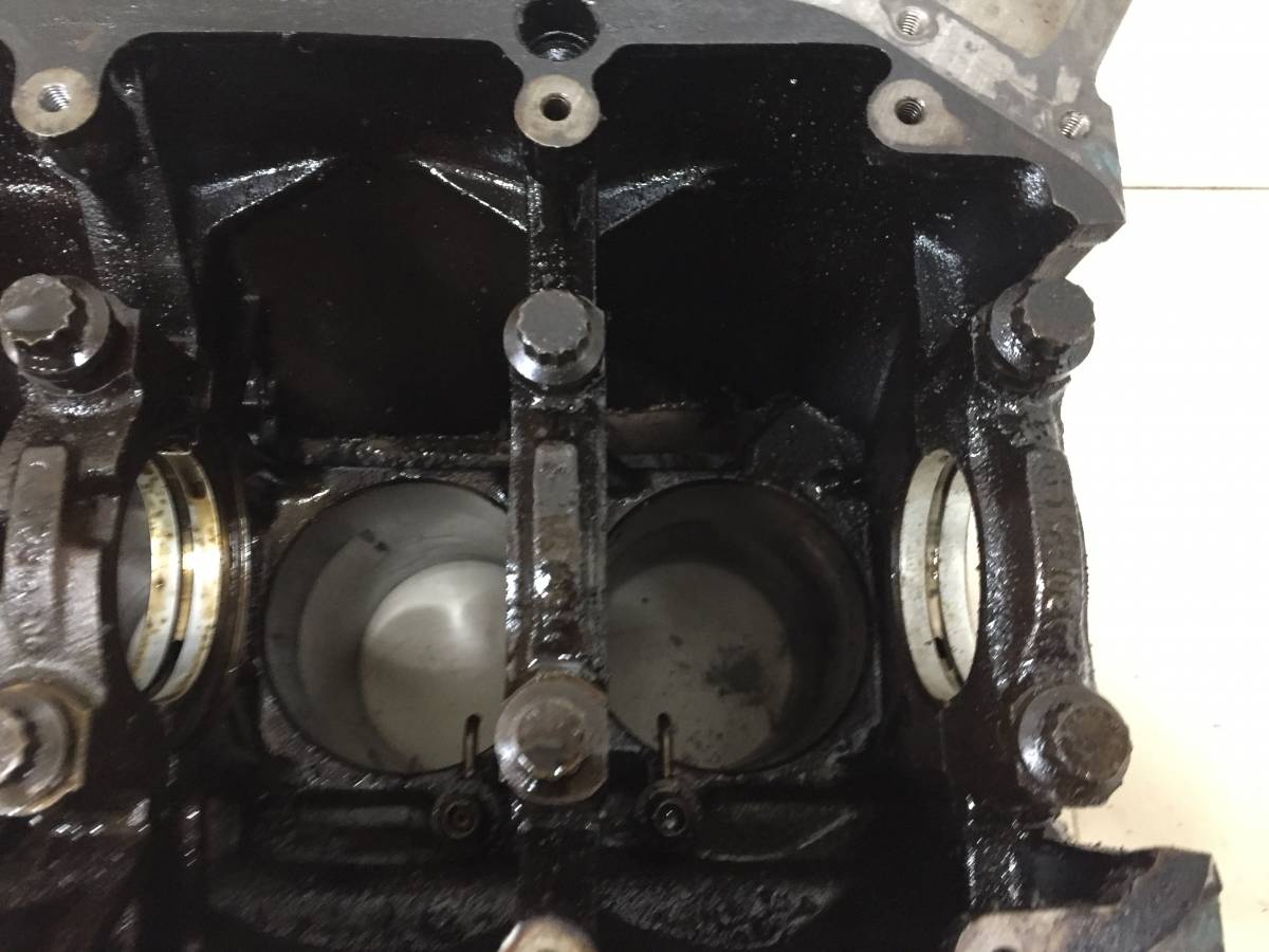 Блок двигателя Mercedes-Benz C-Class (W203) 2000-2007