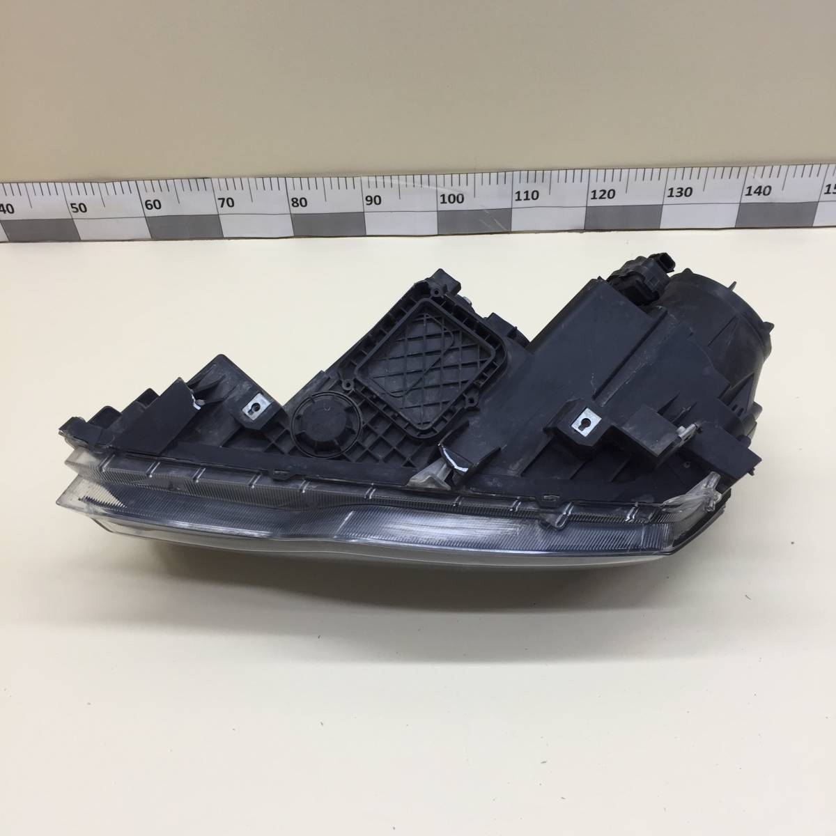 Фара правая Haval H6 2014-2020