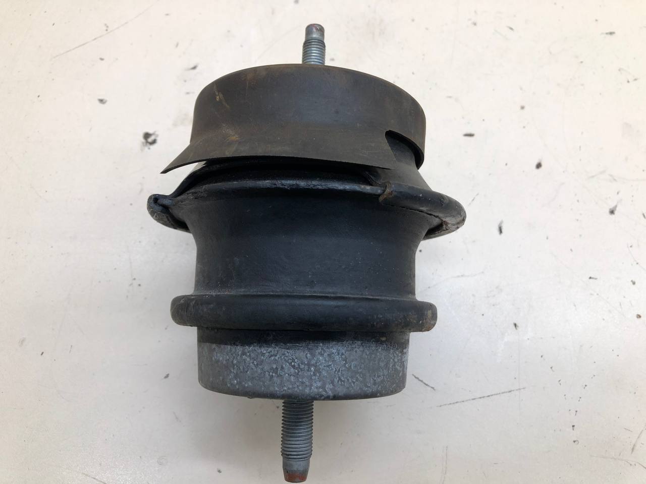 Опора двигателя Infiniti Q50 (V37) 2014-2021