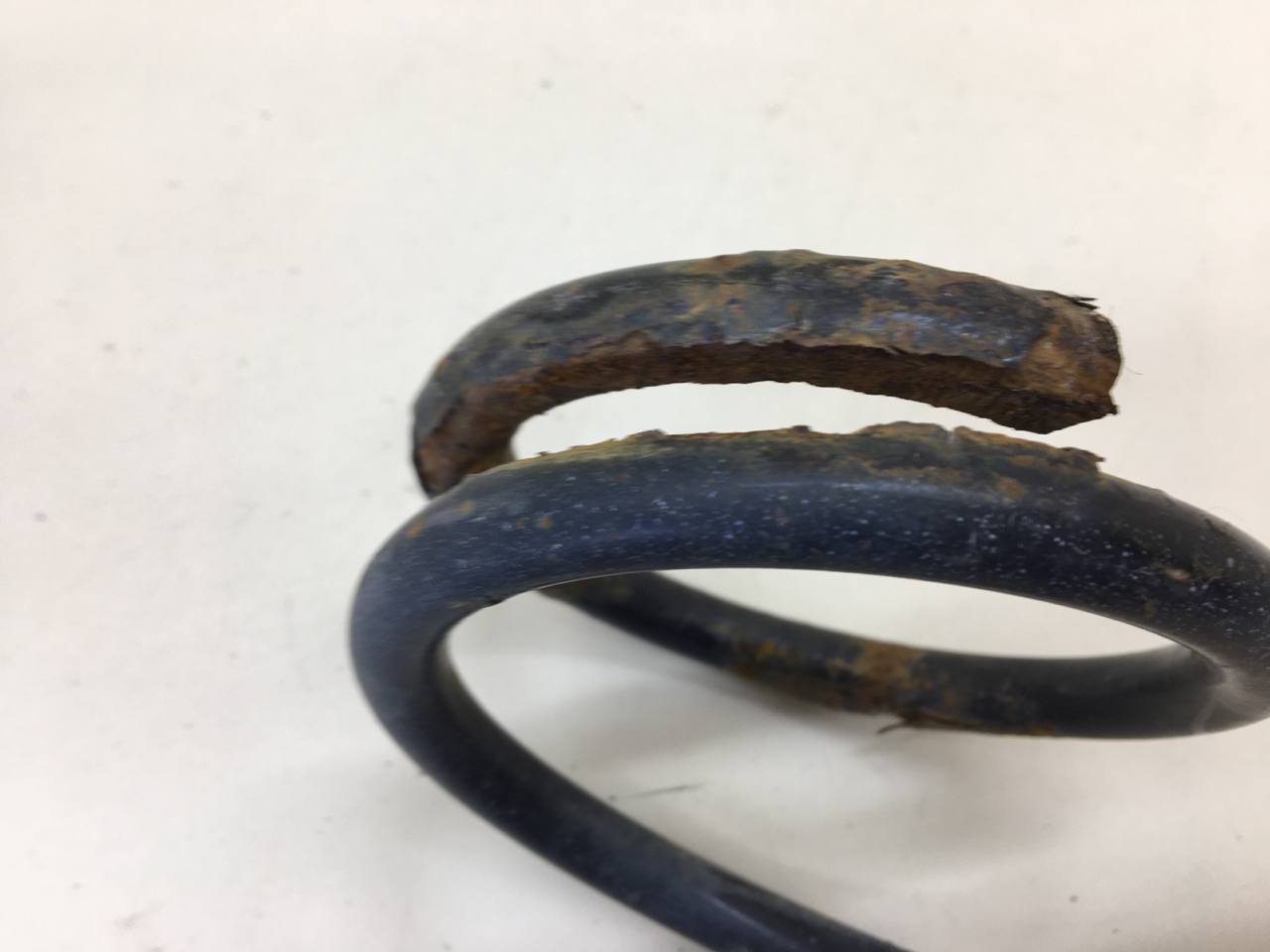 Пружина задняя Mitsubishi Lancer 9  (CS/Classic) 2000-2011