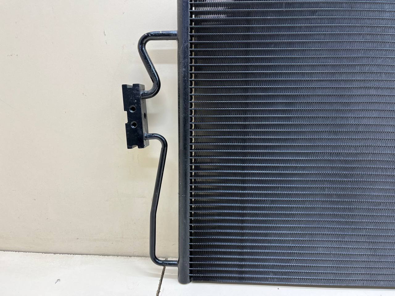 Радиатор кондиционера (конденсер) BMW 7-Series E38 1994-2001