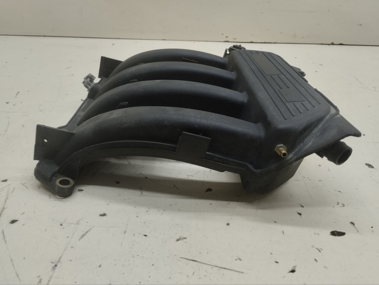 Коллектор впускной Nissan Almera 3 (G11, G15) 2012>