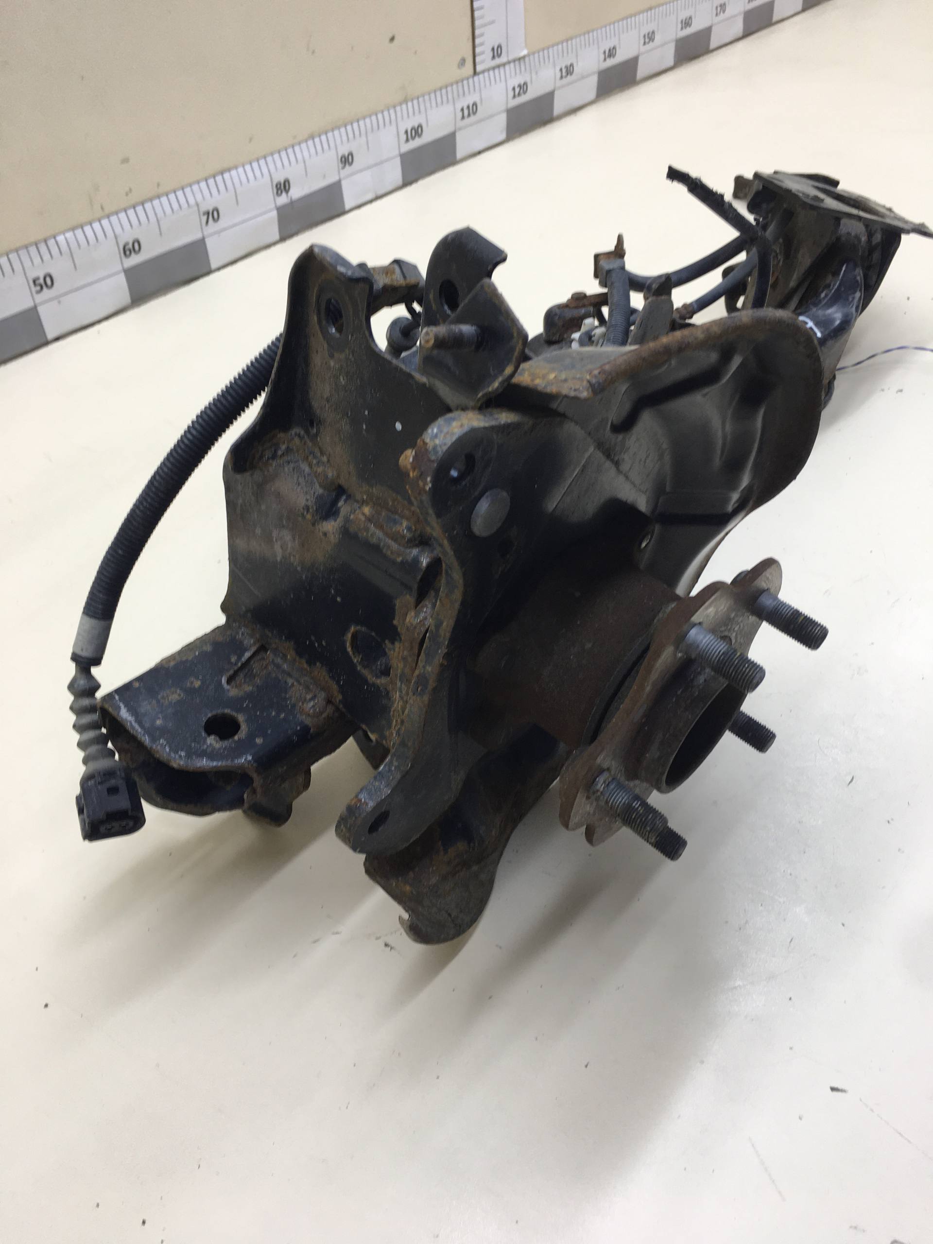 Рычаг задний продольный правый Nissan Qashqai (J11) 2014>