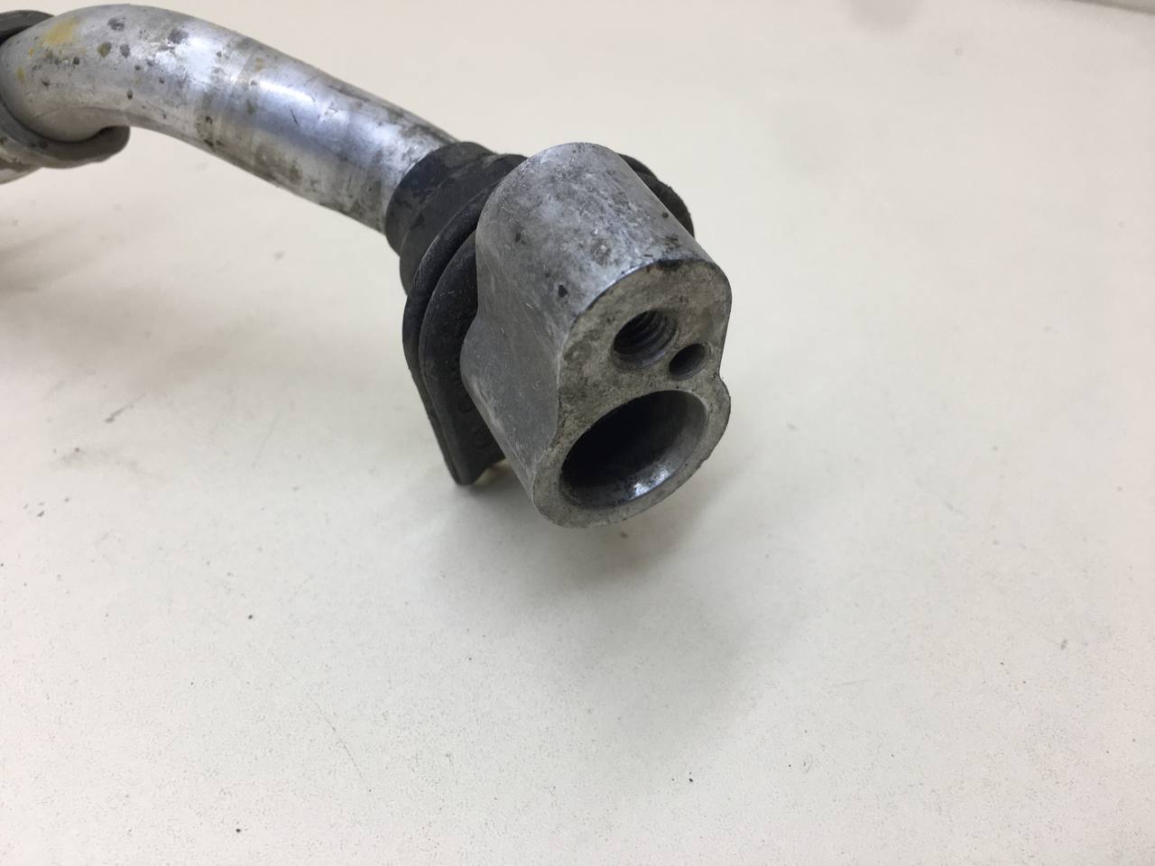 Трубка кондиционера Porsche Cayenne 2003-2010