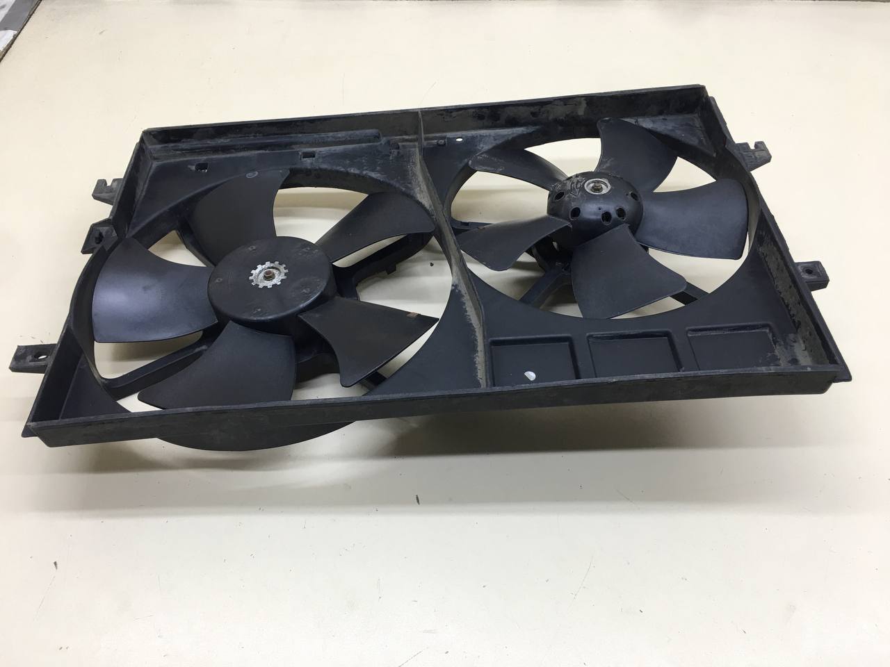 Диффузор вентилятора Geely Emgrand EC7 2008>