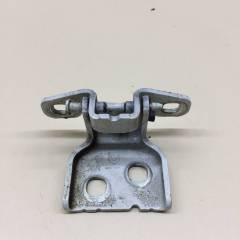 Петля двери Lada Vesta 2015>