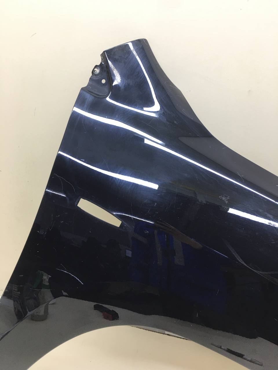 Крыло переднее правое Lexus LX570 (J200) 2007-2015
