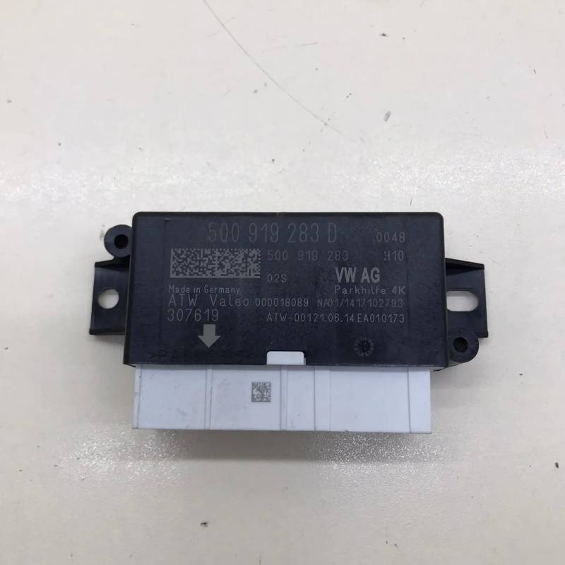 Блок управления парктроником Skoda Octavia (A7) 2013>