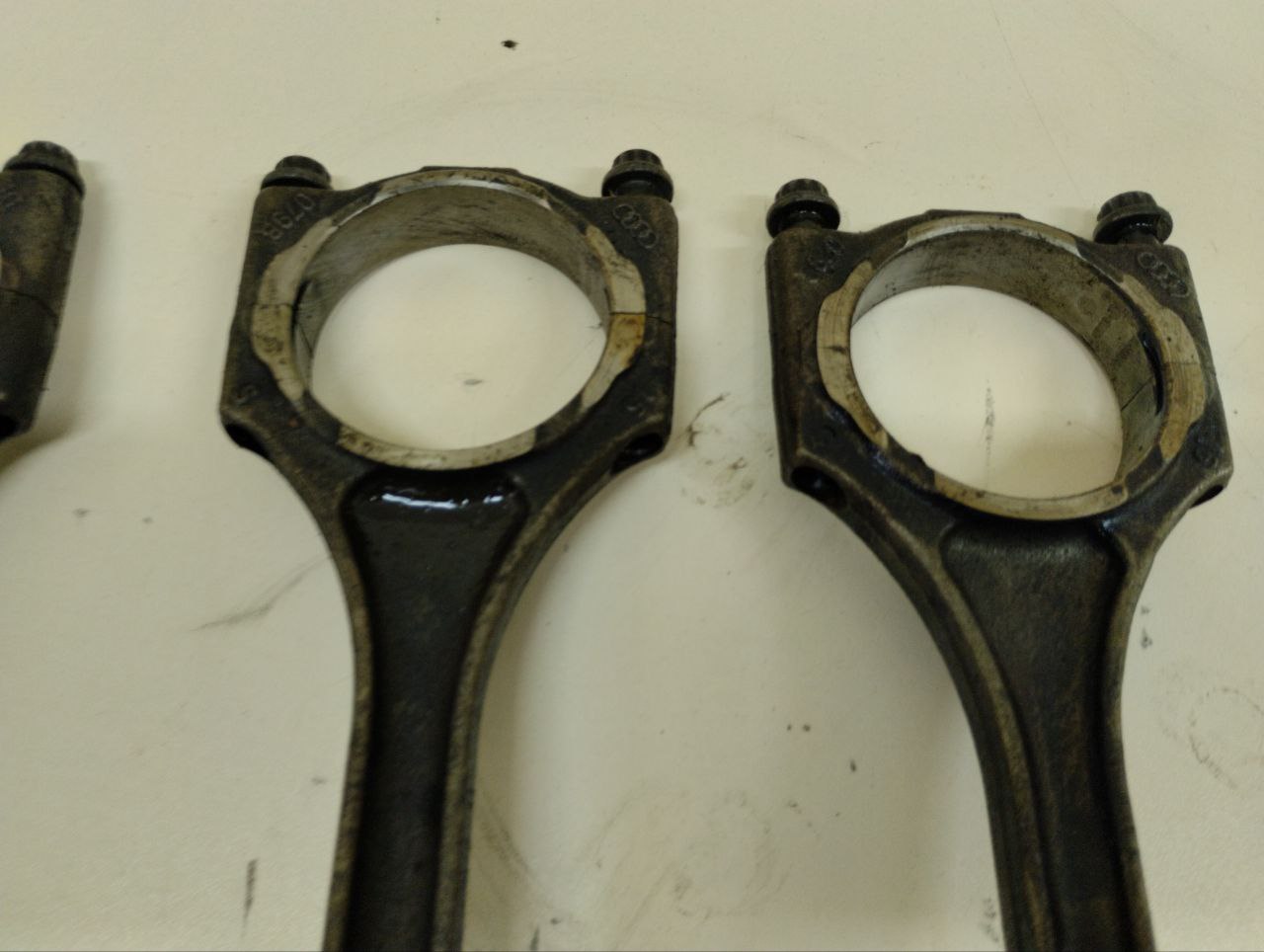 Шатун Audi Q7 (4L) 2005-2015