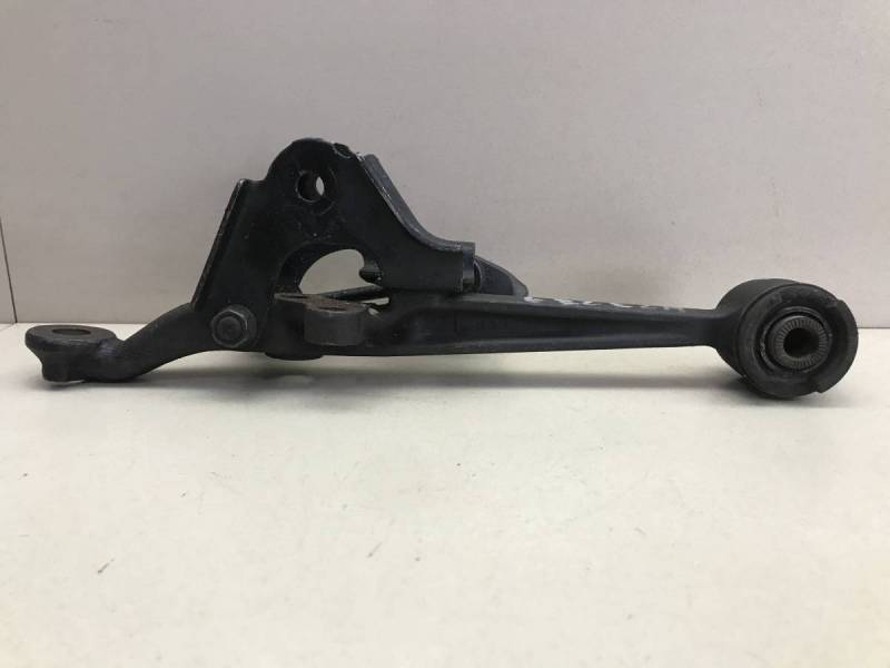 Рычаг передний левый Toyota Mark II  (X90) 1992-1996