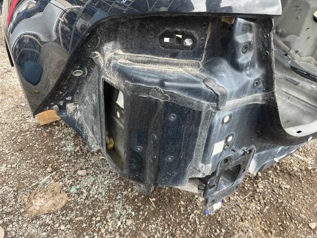 Крыло заднее левое Jaguar XE (760) 2014-2021