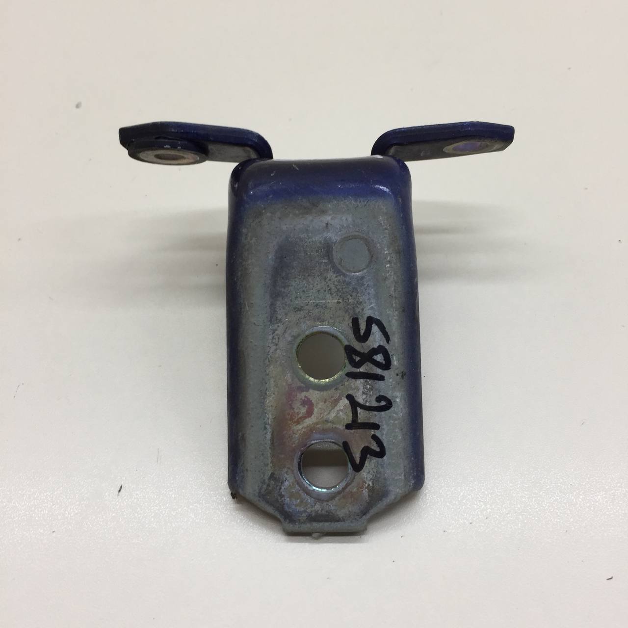 Петля двери передней правой верхняя Suzuki Liana 2001-2007