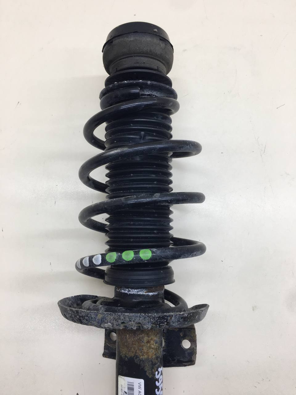 Амортизатор передний Volkswagen Polo (MK5) 2011-2020