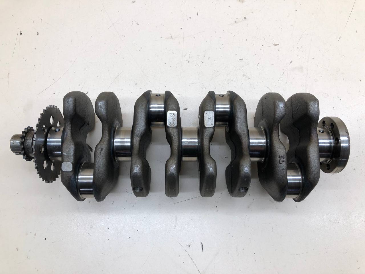 Коленвал Toyota Rav 4 (XA40) 2013-2019