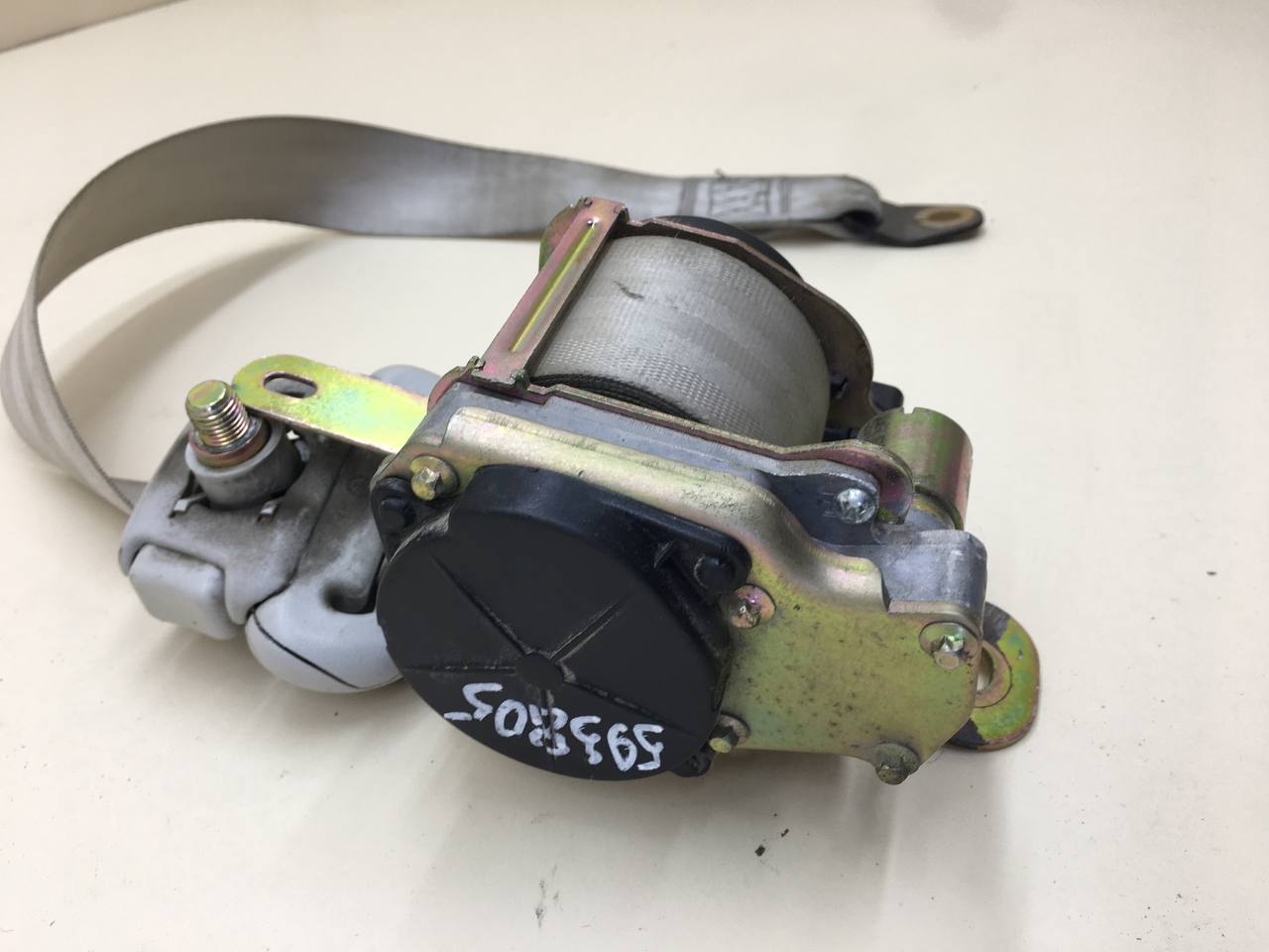 Ремень безопасности с пиропатроном Geely MK Cross 2011>