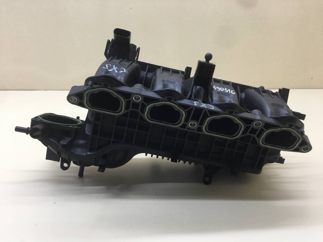 Коллектор впускной Skoda Octavia (A7) 2013>